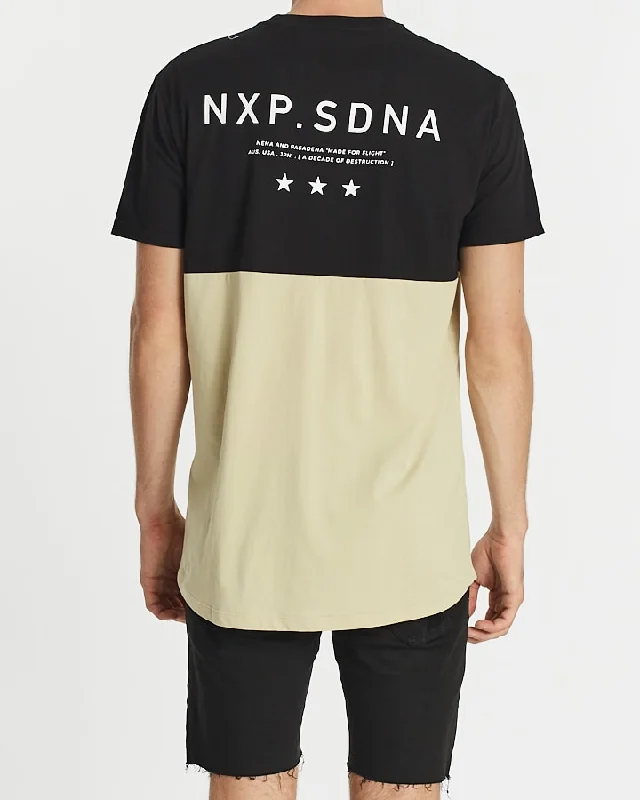 NENA & PASADENA Mens World Wide Scoop Back Tee Shirt - Jet Black