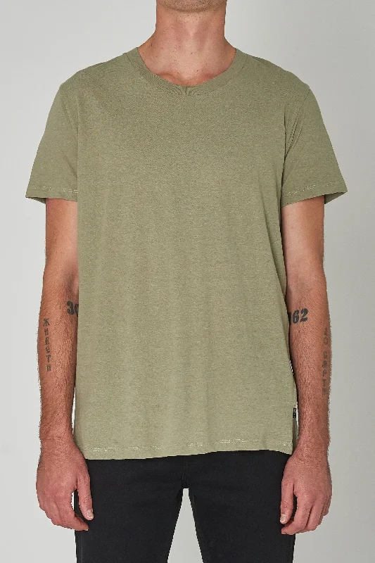 ROLLAS Mens Old Mate Tee - Moss