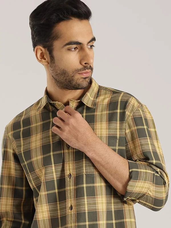 Men Checked Full Sleeve Cotton Shirt