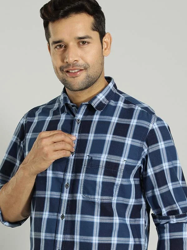 Men Checked Full Sleeve Cotton Shirt