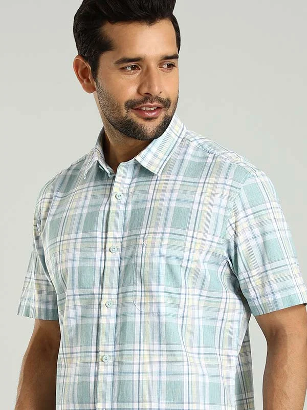 Men Checked Half Sleeve Cotton Shirt