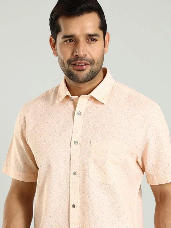 Men Printed Half Sleeve Cotton Blend Shirt