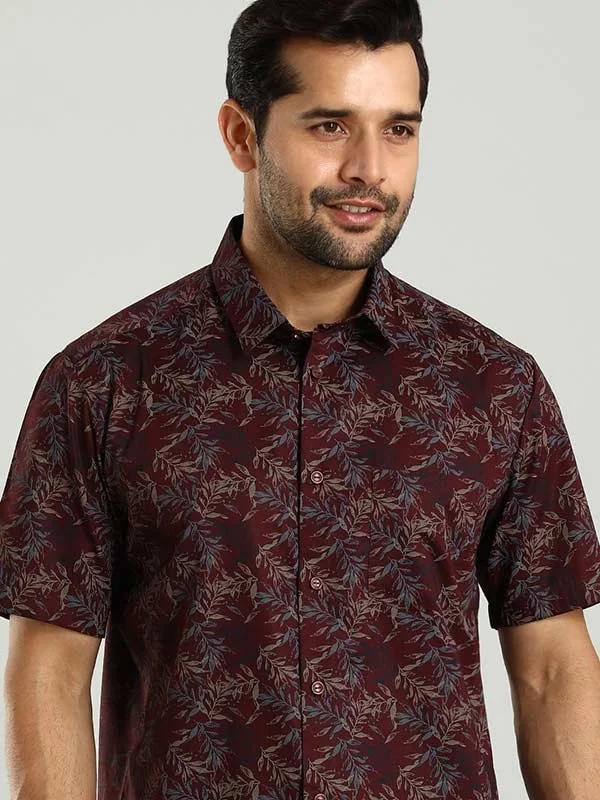 Men Printed Half Sleeve Cotton Blend Shirt