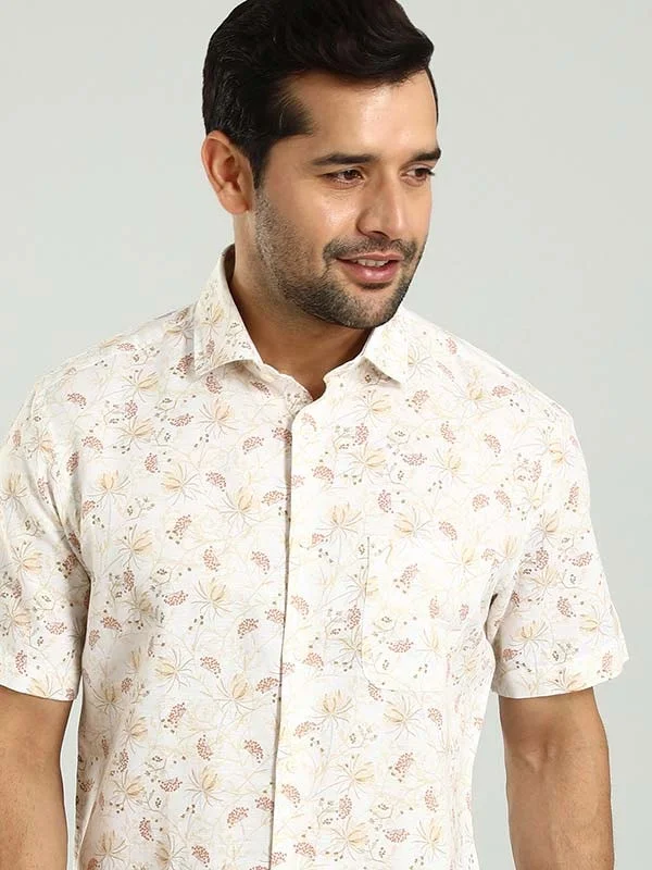 Men Printed Half Sleeve Viscose Blend Shirt